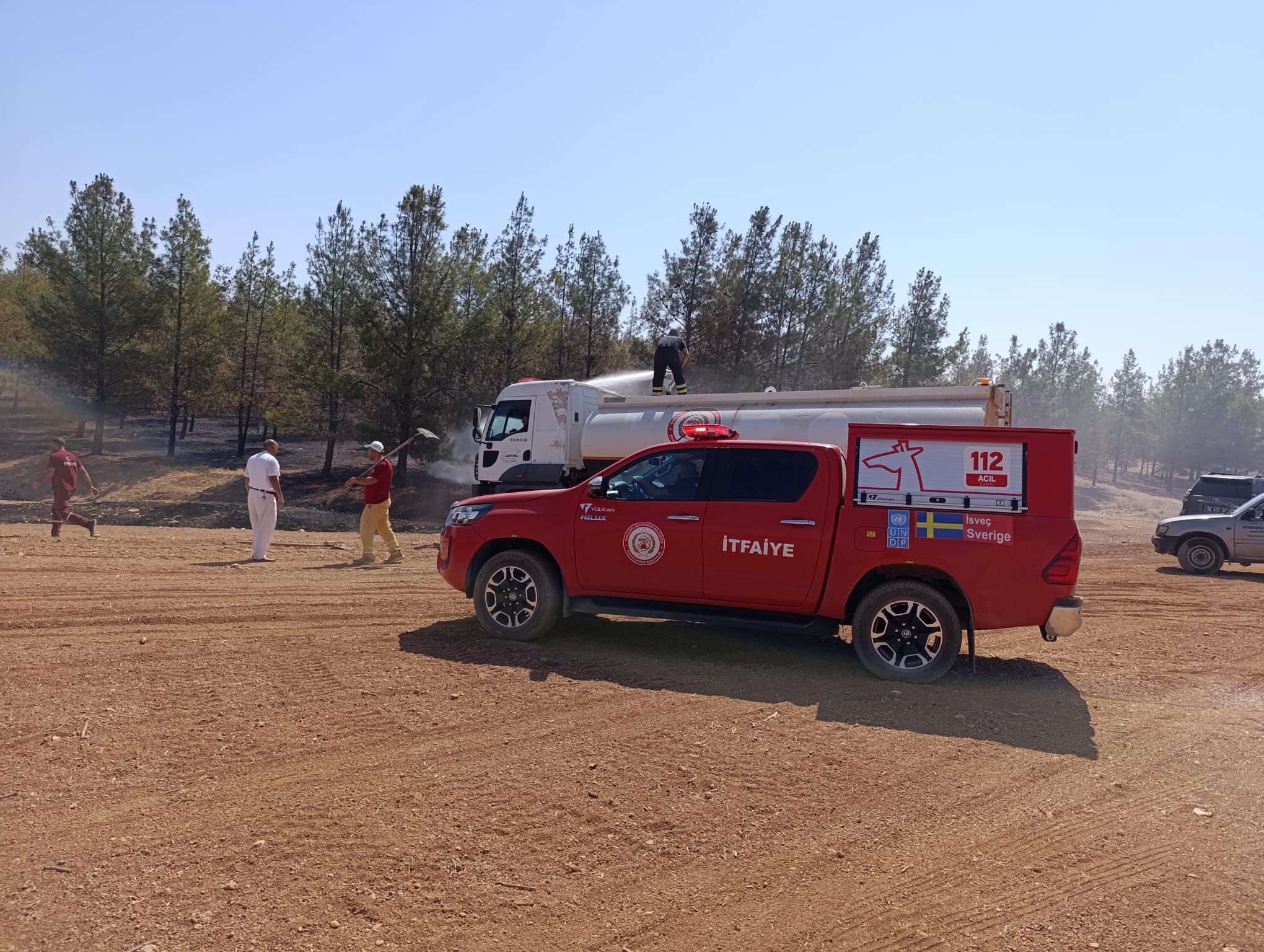 Şanlıurfa’da yangın: Ormanlık alandaki yangın ekiplerin hızlı müdahalesiyle söndürüldü