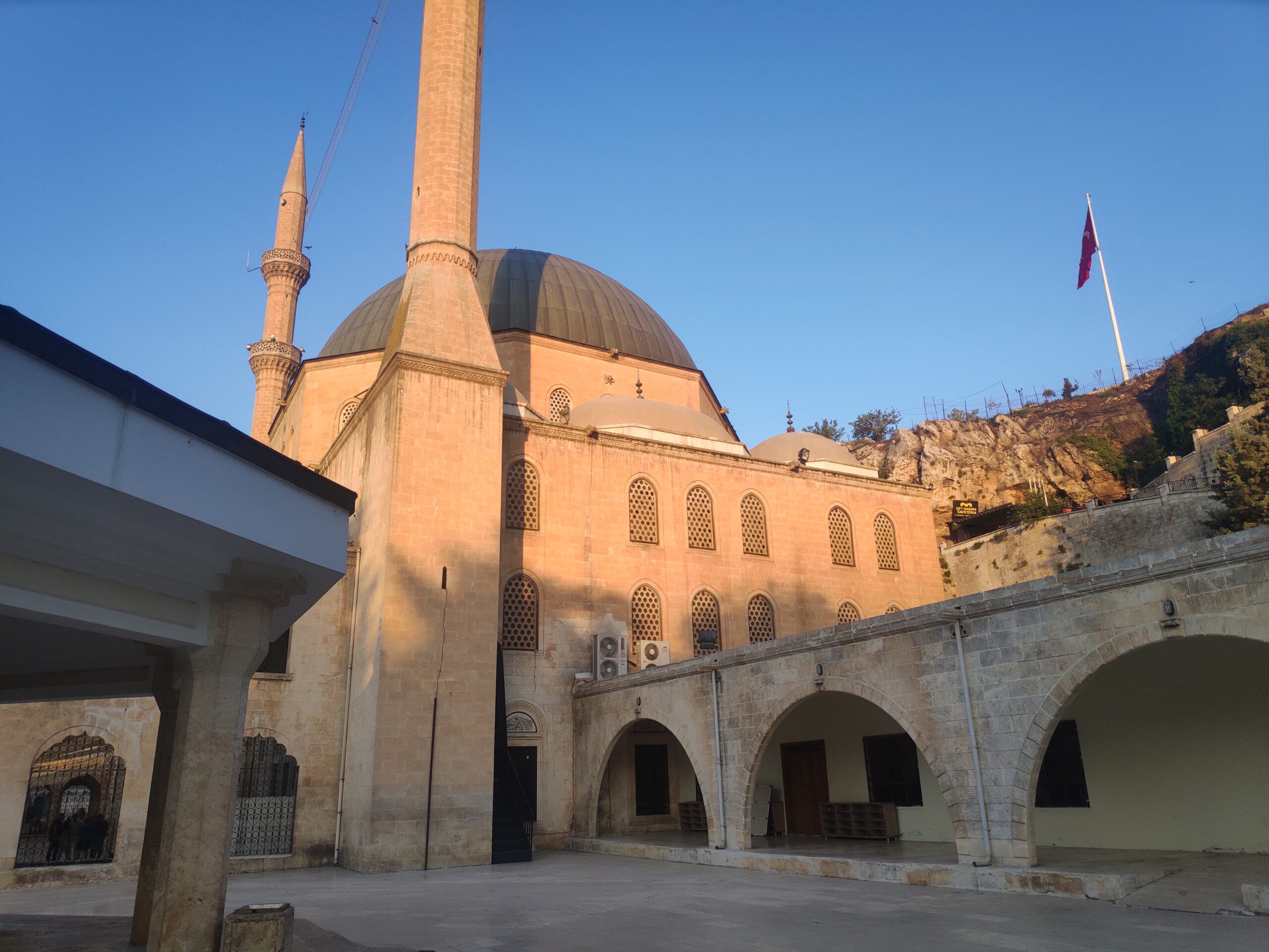 Şanlıurfa’da termometreler 53 dereceyi gösterdi, Sokaklar boş kaldı