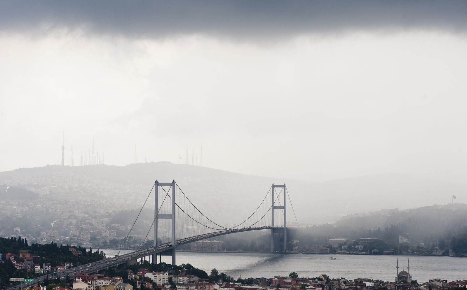 İstanbul Valiliği’nden flaş uyarı: Kuvvetli Sağanak ve Fırtına bekleniyor