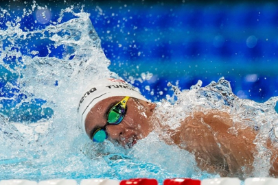 Rekortmen yüzücü Kuzey Tunçelli bir kez daha dünya şampiyonu oldu