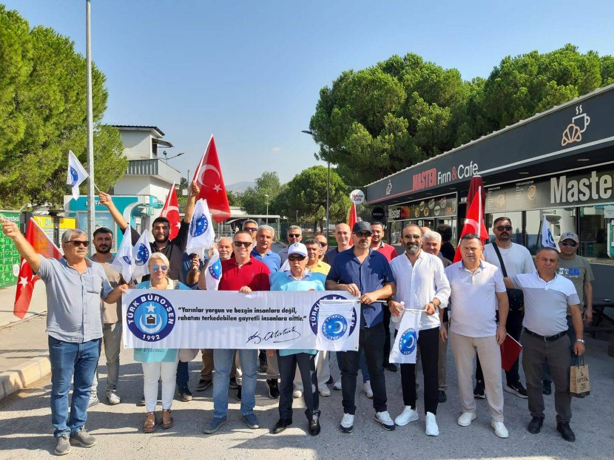 Türk Eğitim Sen’den hükümetin zam teklifine sert tepki ve grev: “Bu teklife hayır diyoruz!”