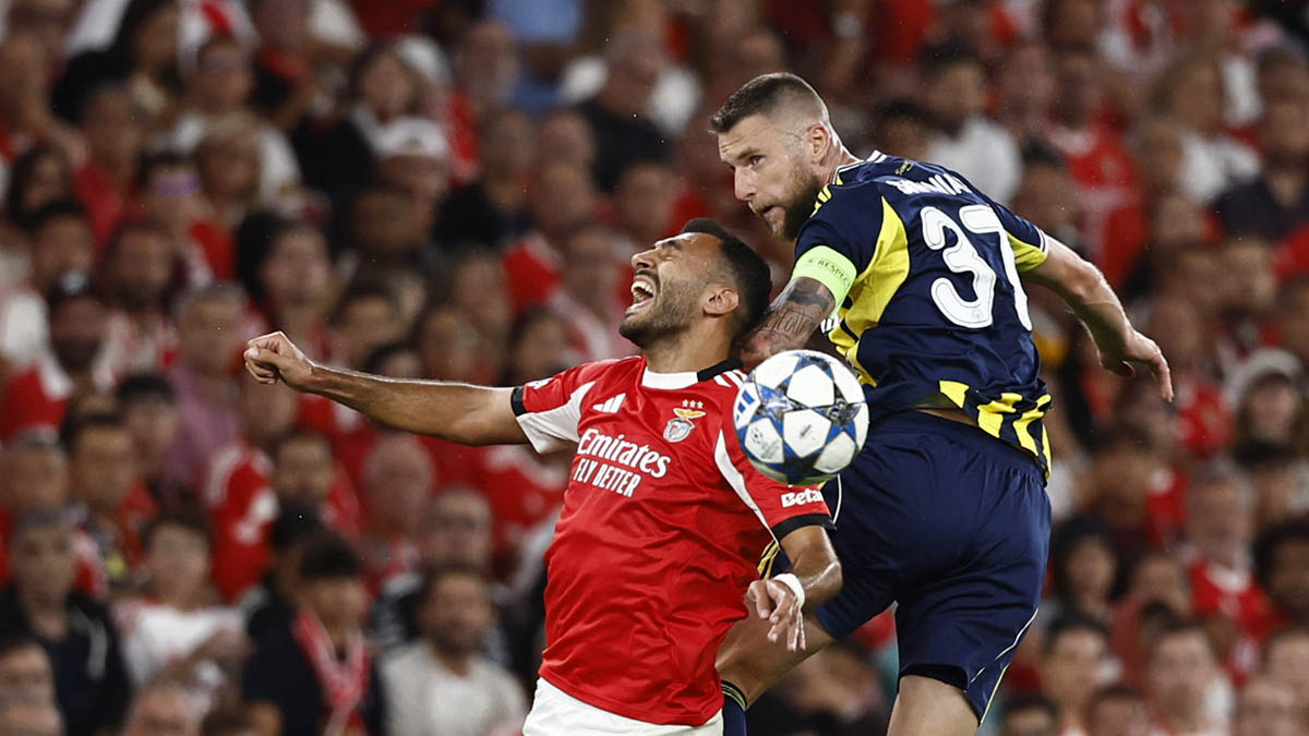 Fenerbahçeli futbolculardan Benfica maçı sonrası öz eleştiri: “Kötü bir oyun ortaya koyduk”