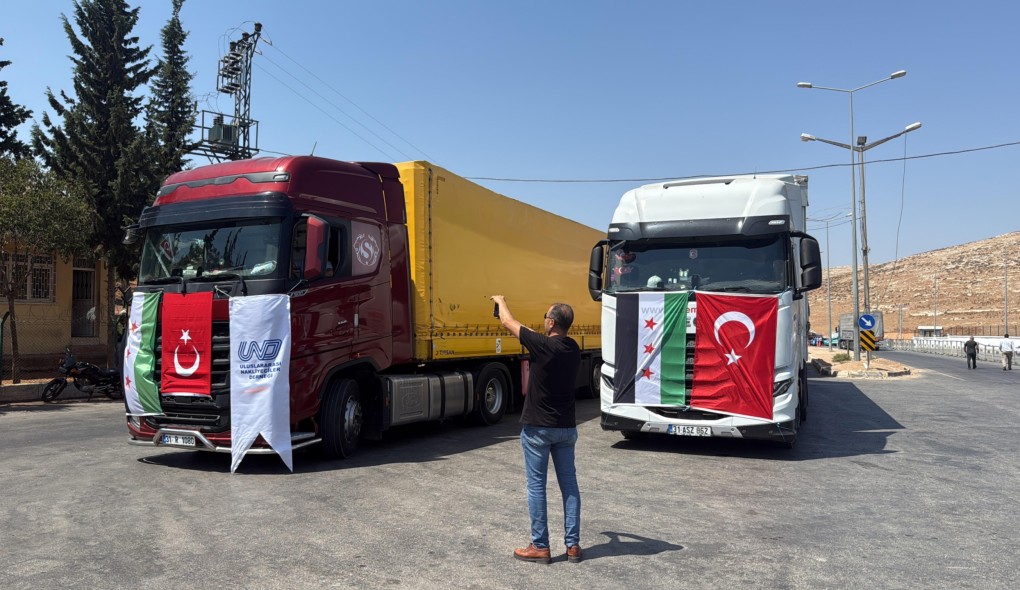 Türkiye-Suriye arasında karayolu taşımacılığı 14 yıl aradan sonra yeniden başladı