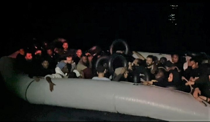 Aydın açıklarında göçmen dramı: Yunanistan’ın geri ittiği 18’i çocuk 53 kişi kurtarıldı