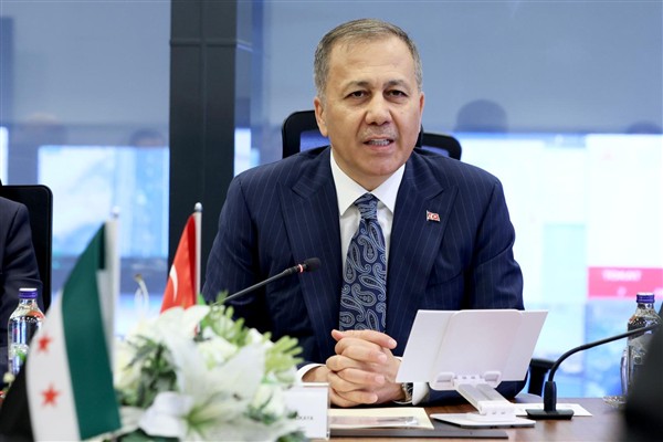 Bakan Yerlikaya son rakamları açıkladı: Gönüllü olarak dönen Suriyeli sayısı 1 milyon 250 bine yaklaştı
