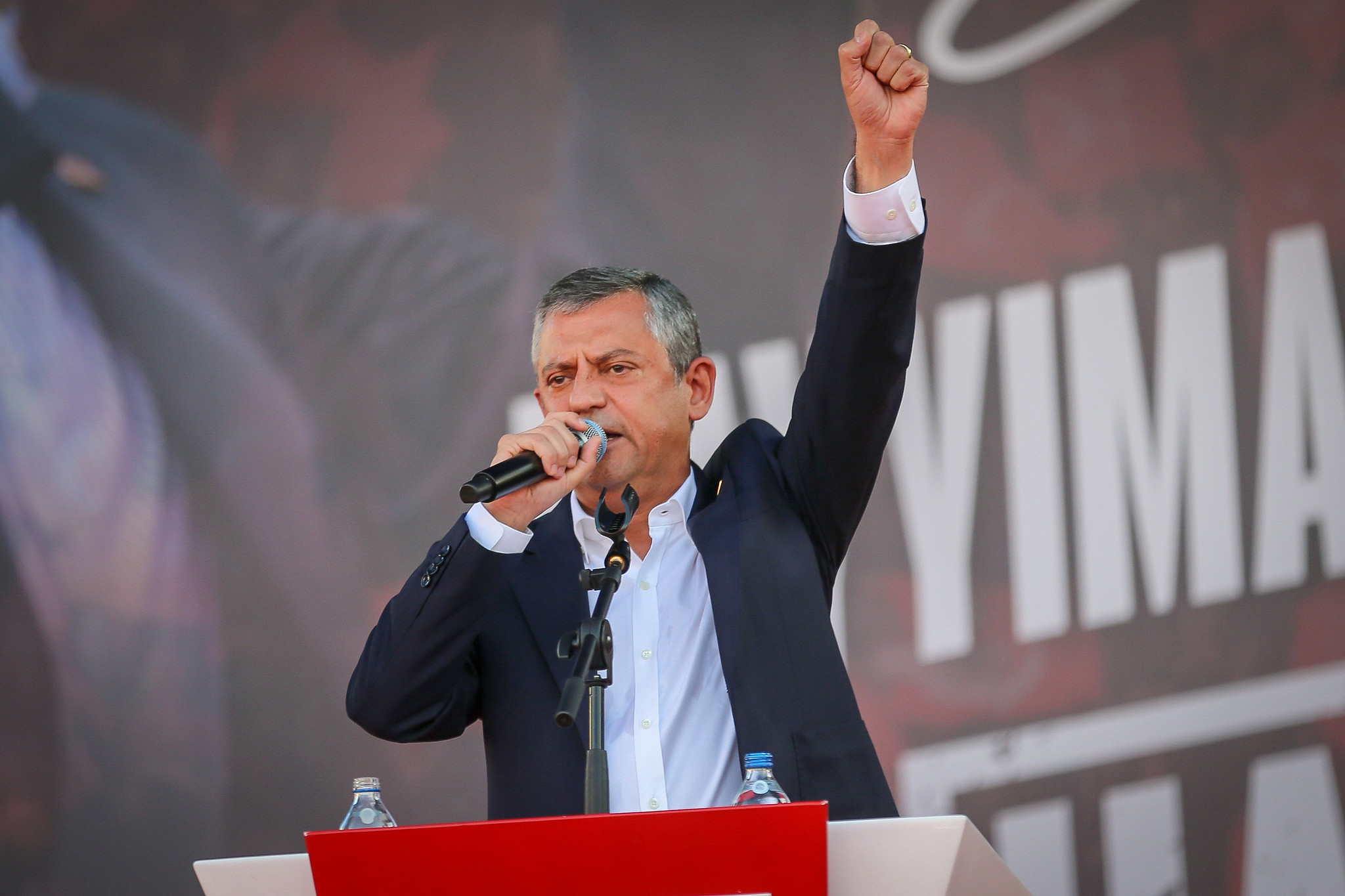 Özel’den İktidara “Kumpas” suçlaması: “İBB Borsası kuruldu, Adalet pazarlığa tutuştu”