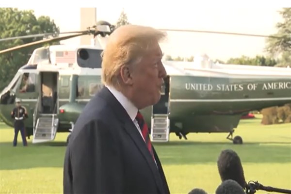 Trump, vasıflı işçi vizesi başvuru sahiplerine 100 bin dolar ek ücret getirdi