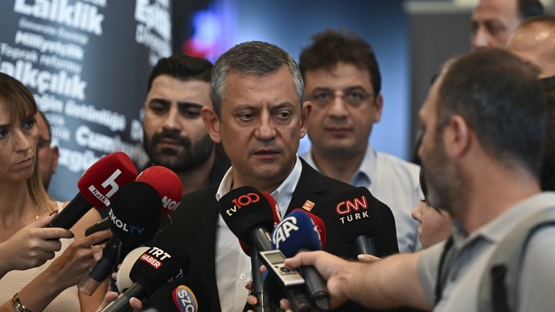 CHP Lideri Özgür Özel’den Kurultay hamlesi: “Delegelerimiz 21 Eylül’de iradelerini yenileyecek”