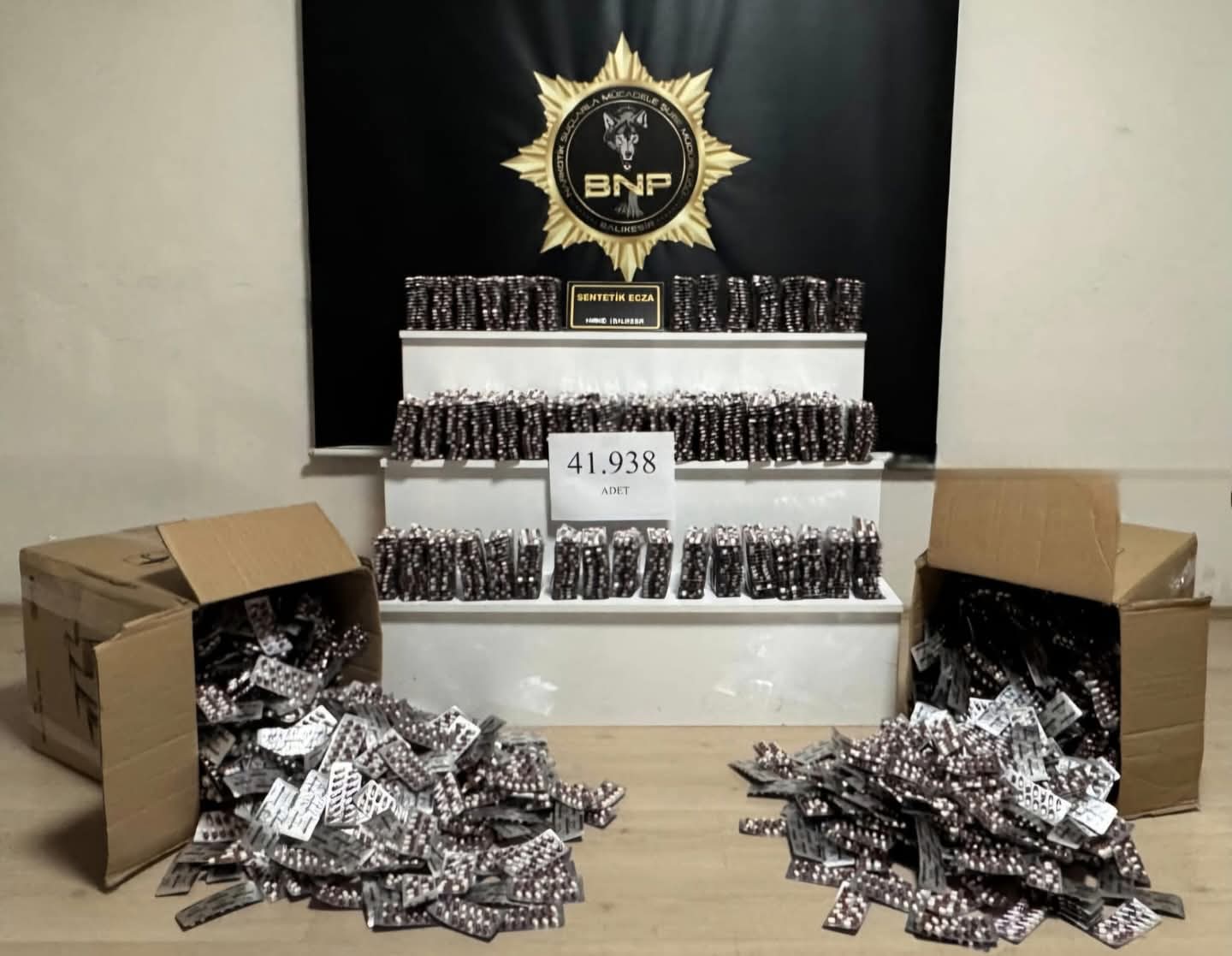 Balıkesir’de narkotik operasyonu: 42 bine yakın uyuşturucu hap ele geçirildi