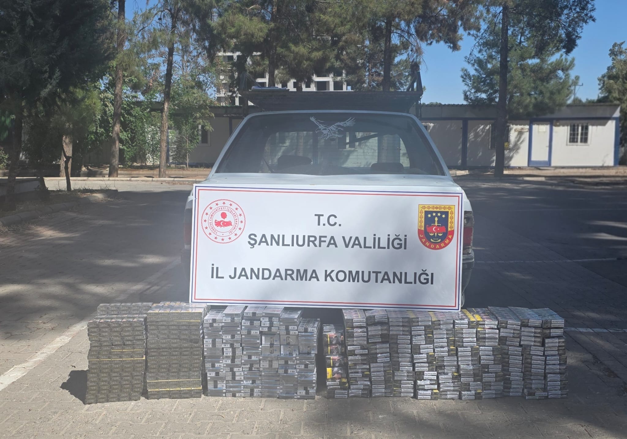 Şanlıurfa’da kaçak sigara operasyonu: 2 binden fazla paket ele geçirildi
