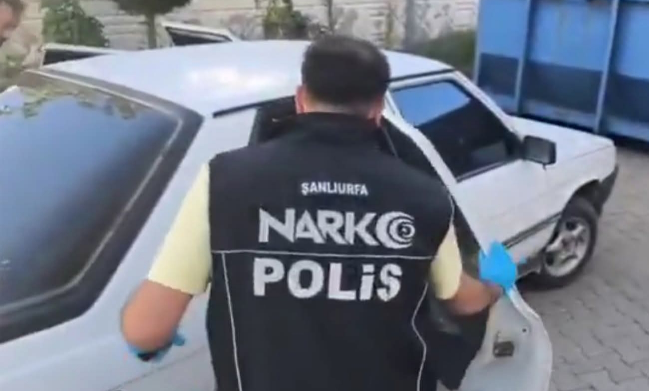 Şanlıurfa’da narkotik operasyonu: Araçtan 7 kilo 150 gram skunk çıktı