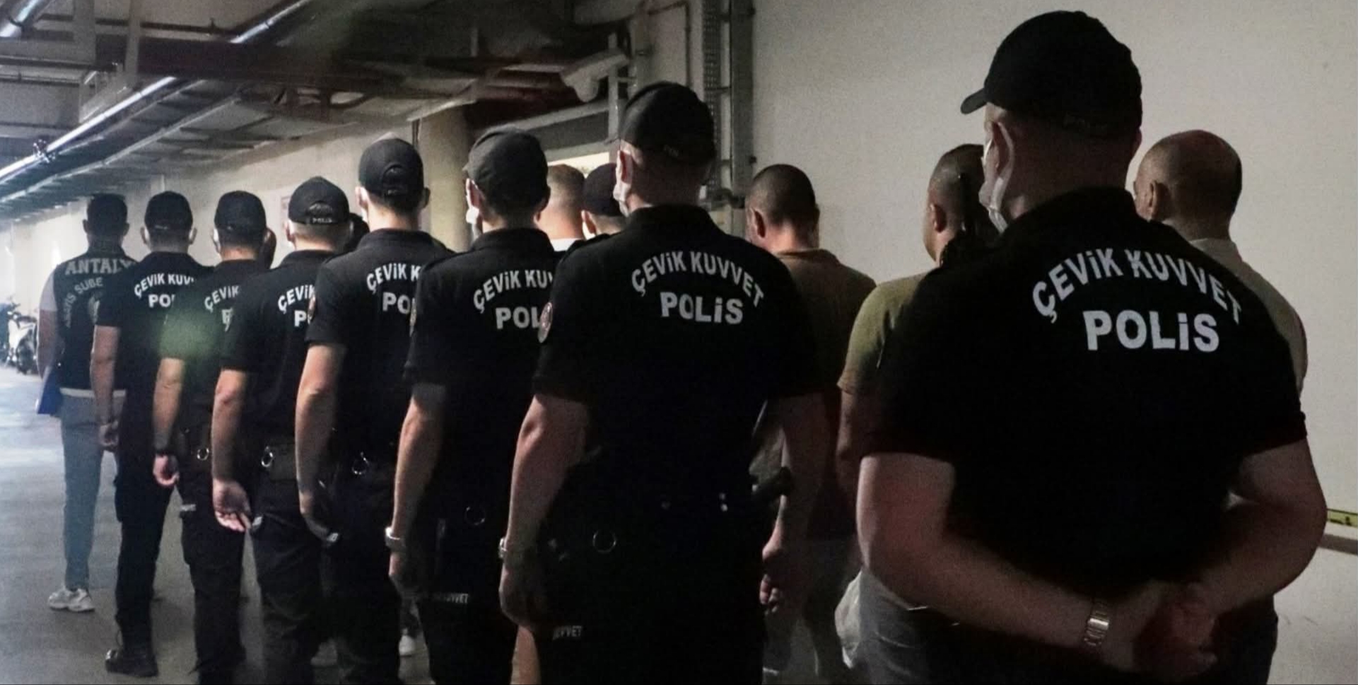 Antalya’da “Aranan Şahıslar” operasyonu: 186 kişi yakalandı