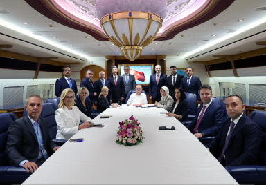 Cumhurbaşkanı Erdoğan, Çin ziyareti dönüşü gazetecilerin sorularını yanıtladı