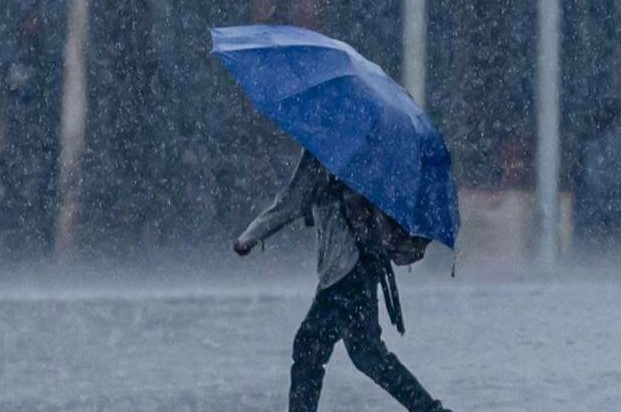 Bugün hava nasıl olacak? 8 kent için sağanak ve sel uyarısı