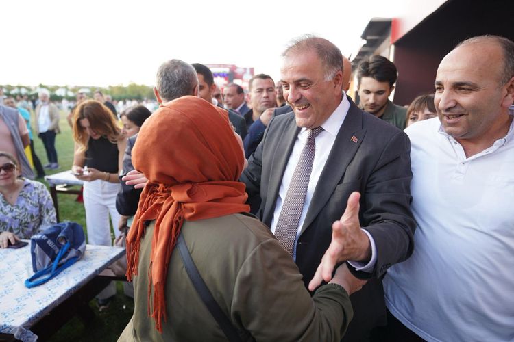 Serçeşme Festivali başladı: İmamoğlu’nun Silivri’den mektubu okundu, ‘Emanetçisiyiz’ mesajı verildi