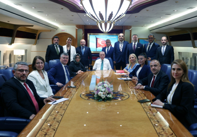 Cumhurbaşkanı Erdoğan, Katar dönüşü gazetecilerin sorularını yanıtladı