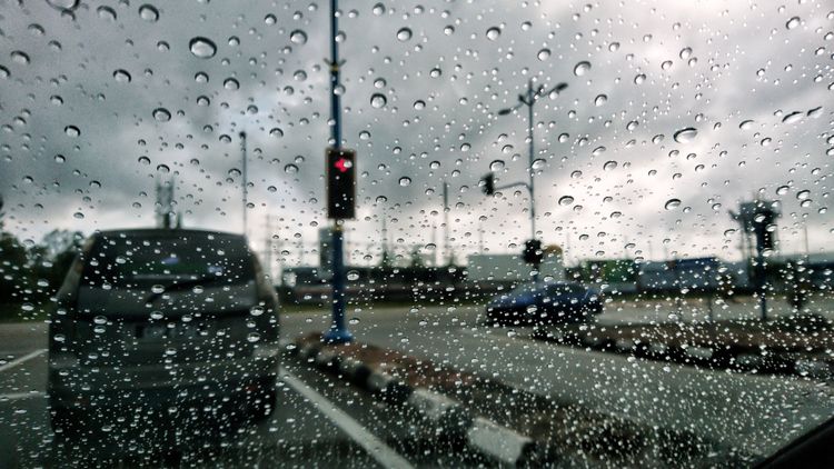 AKOM’dan İstanbul İçin hafta sonu uyarısı: Kuvvetli sağanak ve lodos fırtınası geliyor