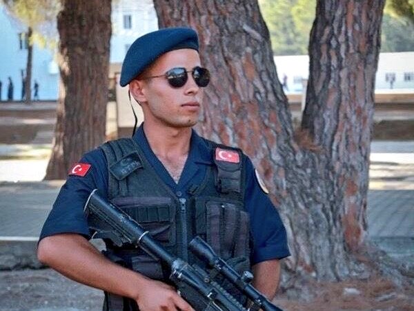 Şanlıurfalı askerin Şüpheli Ölümü: “İntihar Etti” denildi, Ailesi inanmıyor