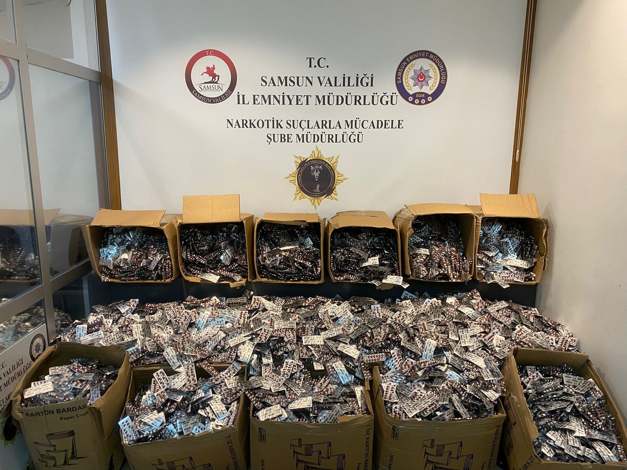 Samsun’da narkotik operasyonu: 215 bin adet sentetik hap ele geçirildi
