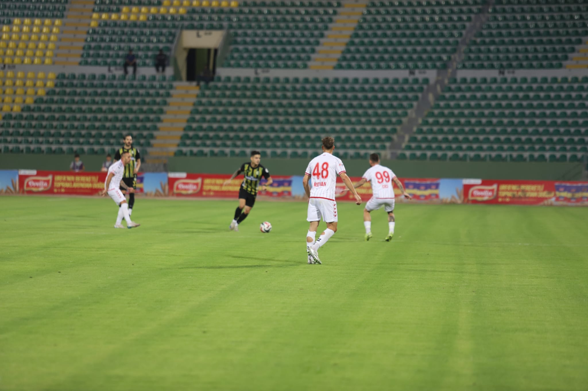 Şanlıurfaspor, Anagold 24 Erzincanspor’u 3-1 mağlup etti