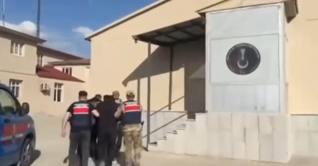 9 İlde Siber Operasyonu: 200 milyon liralık vurgun yapan çete çökertildi, 27 tutuklama