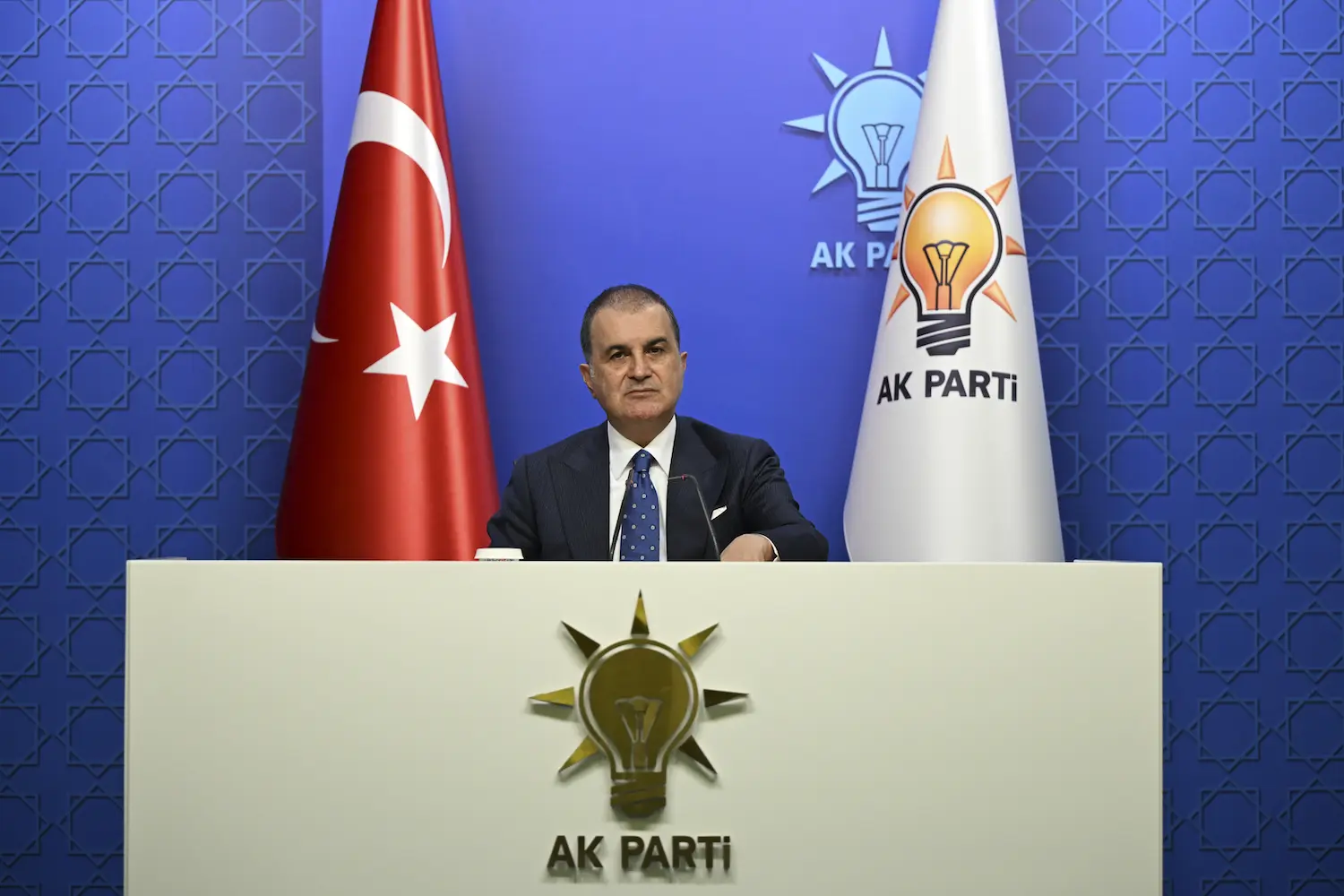 Ömer Çelik: “‘Terörsüz Türkiye’ Sürecine suikast teşebbüsünde bulunmak beyhudedir”