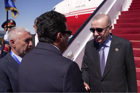 Cumhurbaşkanı Erdoğan, Şarm El-Şeyh zirvesi için Mısır’da