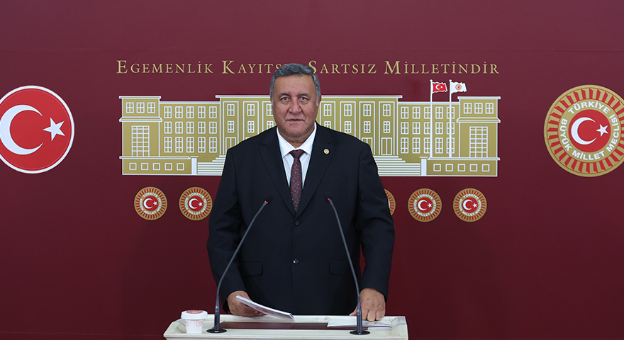 CHP’li Gürer’den “Dünya Çiftçi Kadınlar Günü”nde çağrı: “Kadın çiftçilerin sorunları ele alınmalı”