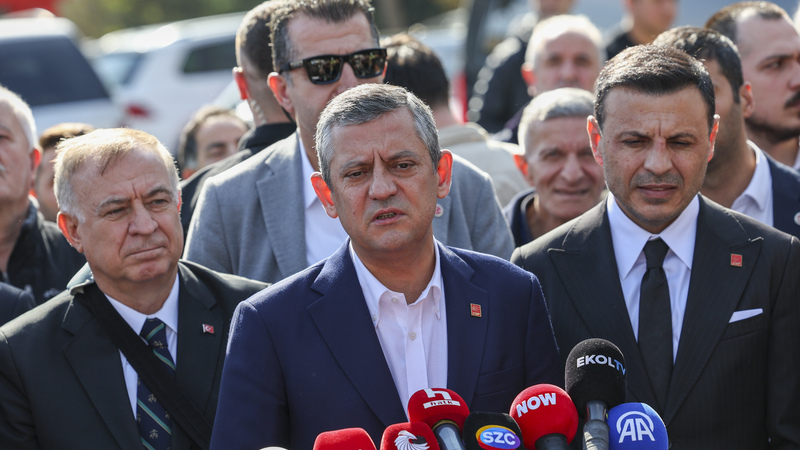 Özgür Özel’den sert yargı eleştirisi: “İftira at kurtul mekanizması işletildi, Yalanı attıran onlardı”