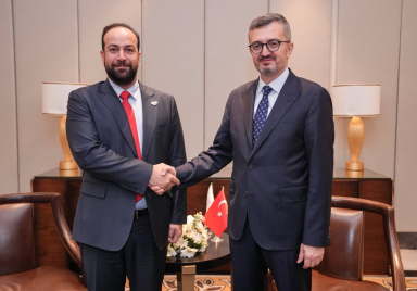 İletişim Başkanı Duran, Suriye Enformasyon Bakanı El Mustafa ile görüşmesine dair mesaj yayımladı