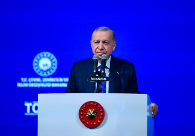 Cumhurbaşkanı Erdoğan: ” Milletimizin ödediği bedellerin boşa gitmediği bir dönemi mutlaka başlatacağız”