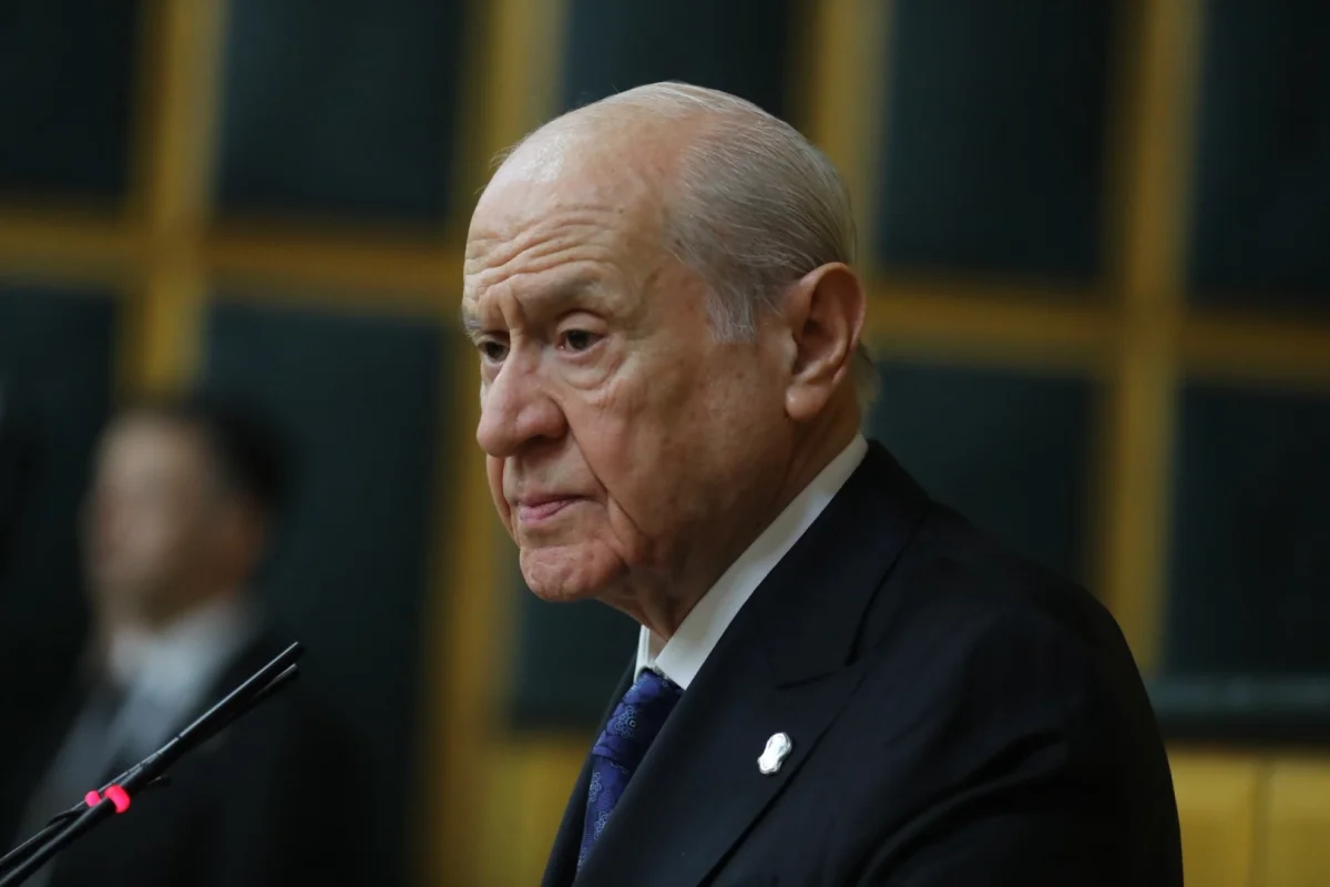 Bahçeli’den İmralı ziyaretine tam destek: “Kararlıyız, Türk ve Kürt kardeştir”