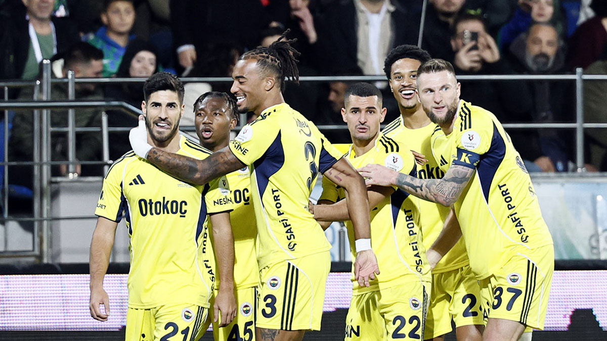 Fenerbahçeli yıldızlardan rize zaferi yorumu: “İnanmanın ve karakterin ürünü”