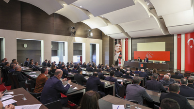 Özgür Özel 81 il başkanıyla buluştu