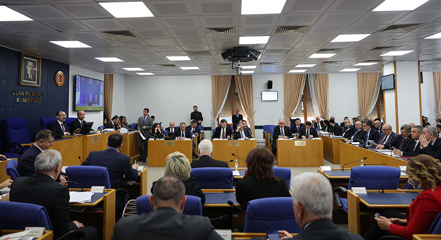 Meclis’te ekonomi paketi mesaisi: Kripto Vergisi ve Deprem konutu indirimi geliyor