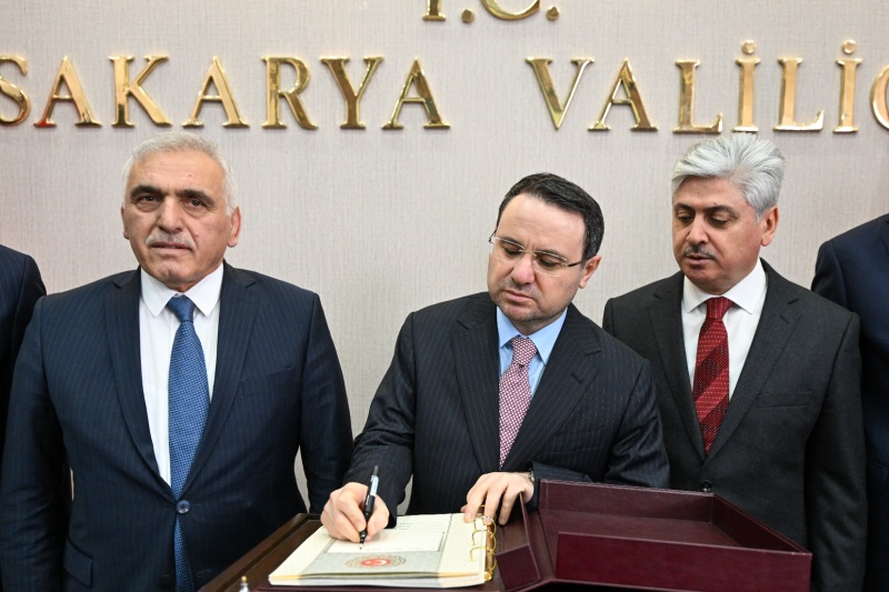 Bakan Gürlek’ten Sakarya’da “Adaletin Yüzyılı” vurgusu: Yeni adliye binası erken teslim edilecek