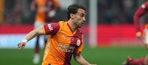 Yunus Akgün’den Şampiyonluk mesajı: “Üst üste 4. kupaya yürüyoruz”