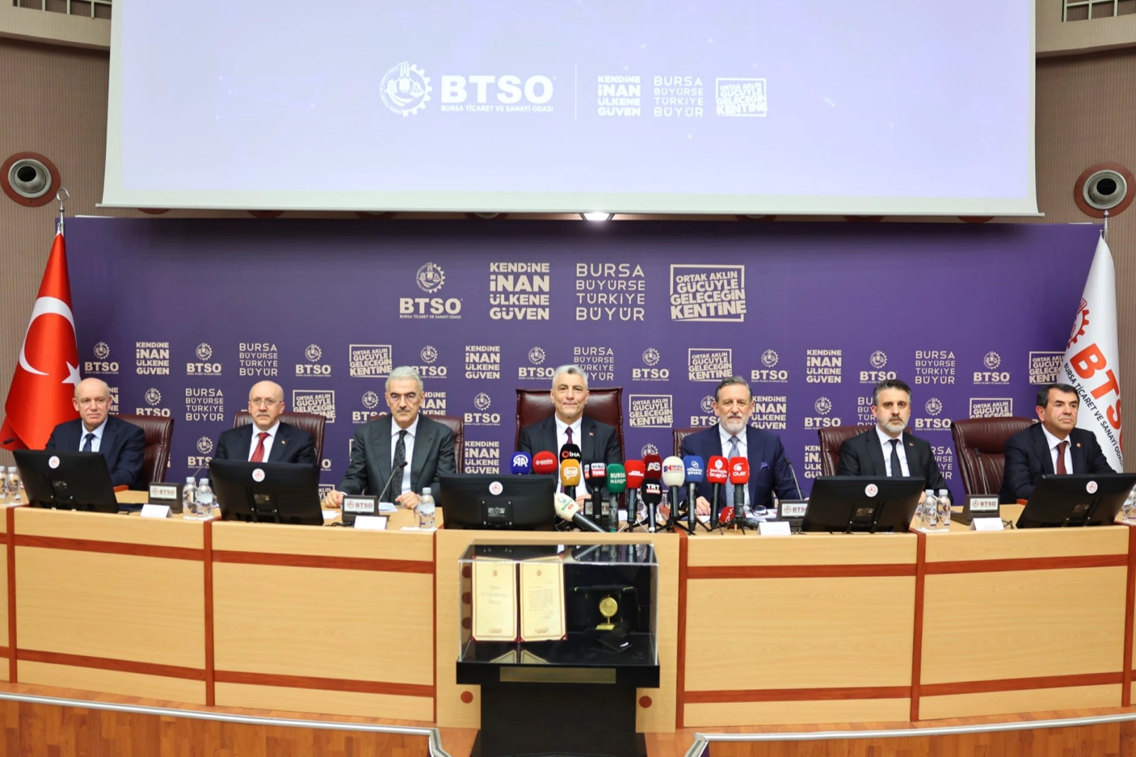 Bakan Bolat: Üretim ve Ticaret gücümüz artıyor