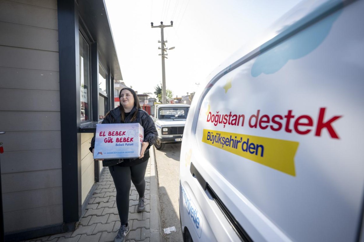 Mersin’de dar gelirli ailelere bebek yardımı yapıldı