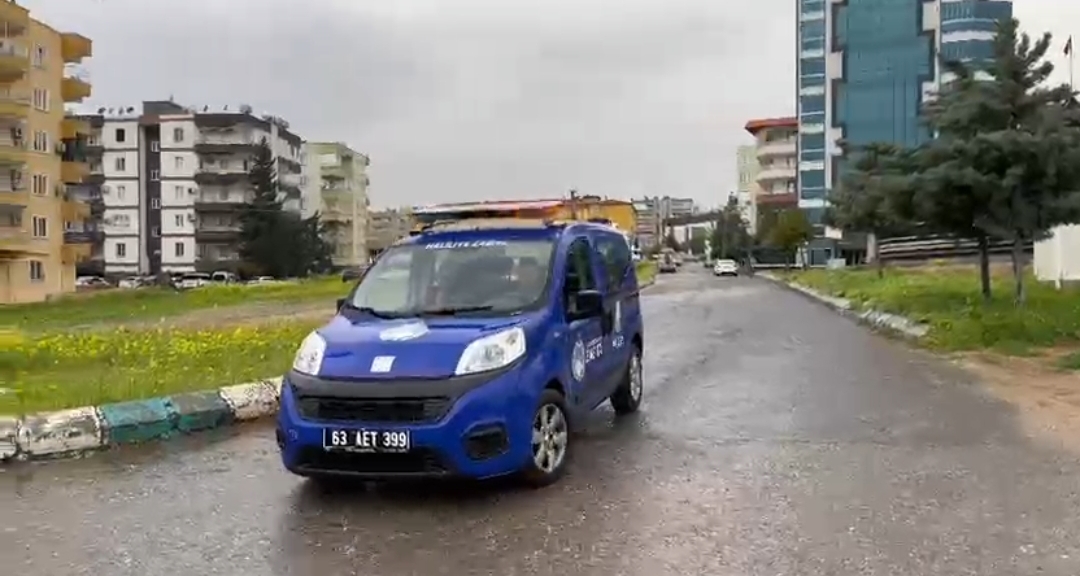 Haliliye’de sel alarmı: Zabıta ekiplerinden dere yatakları için acil uyarı!