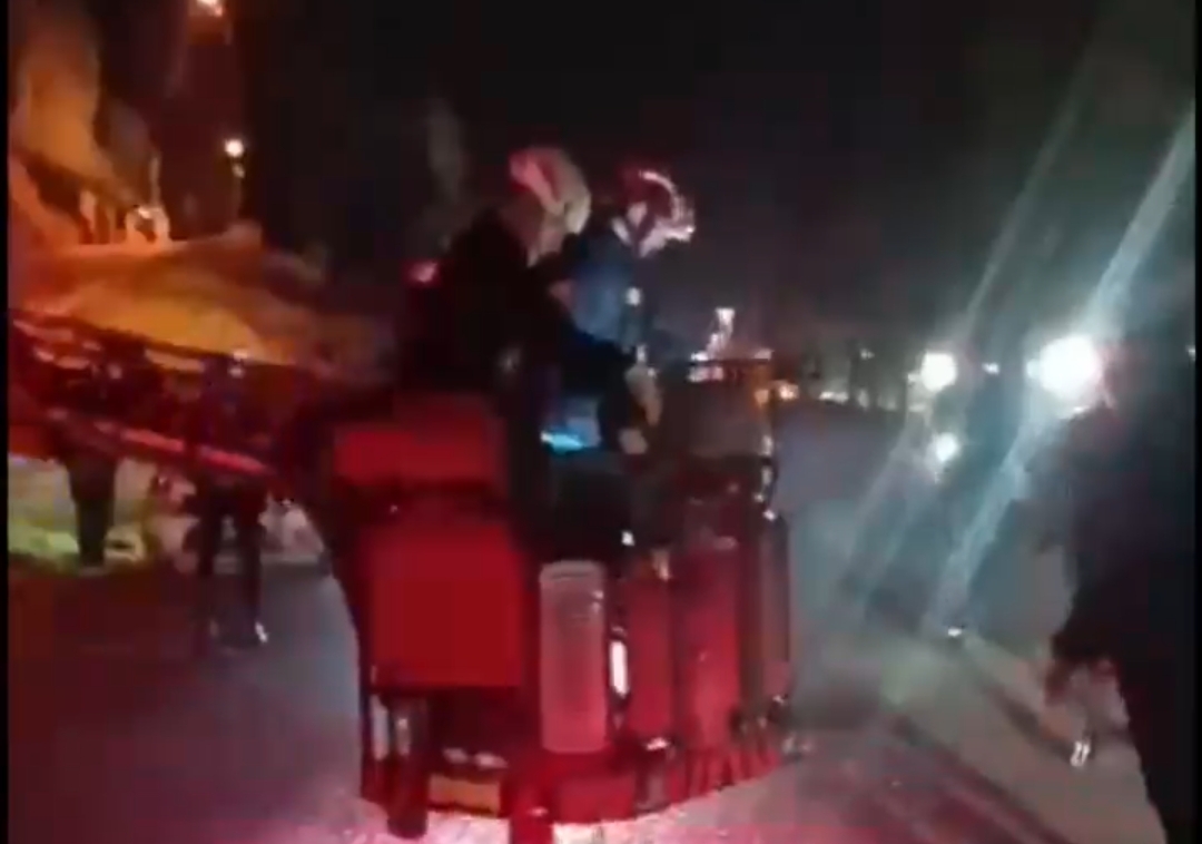 Şanlıurfa’da kayalıklarda mahsur kalan iki kardeş kurtarıldı