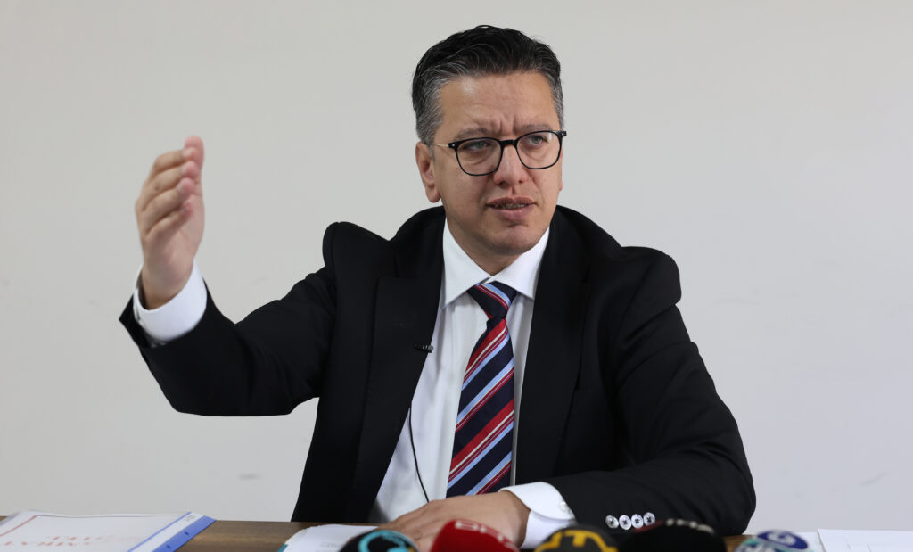 Halfeti Belediyesi’ndeki yolsuzluk operasyonunda sıcak gelişme: 46 şüpheli adliyeye sevk edildi