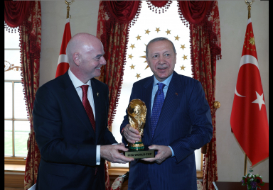 Cumhurbaşkanı Erdoğan, FIFA Başkanı Infantino’yu kabul etti