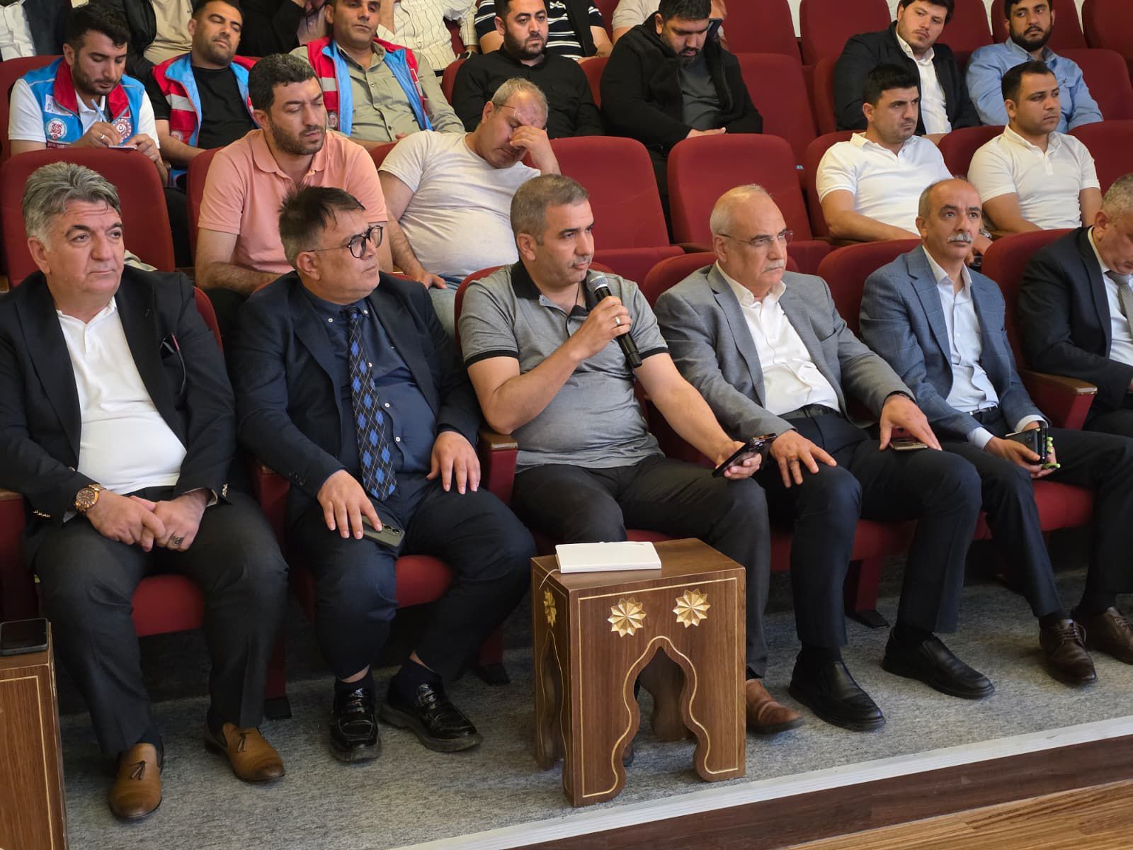 Şanlıurfa’da vakıflara yönelik bilgilendirme ve değerlendirme toplantısı düzenlendi